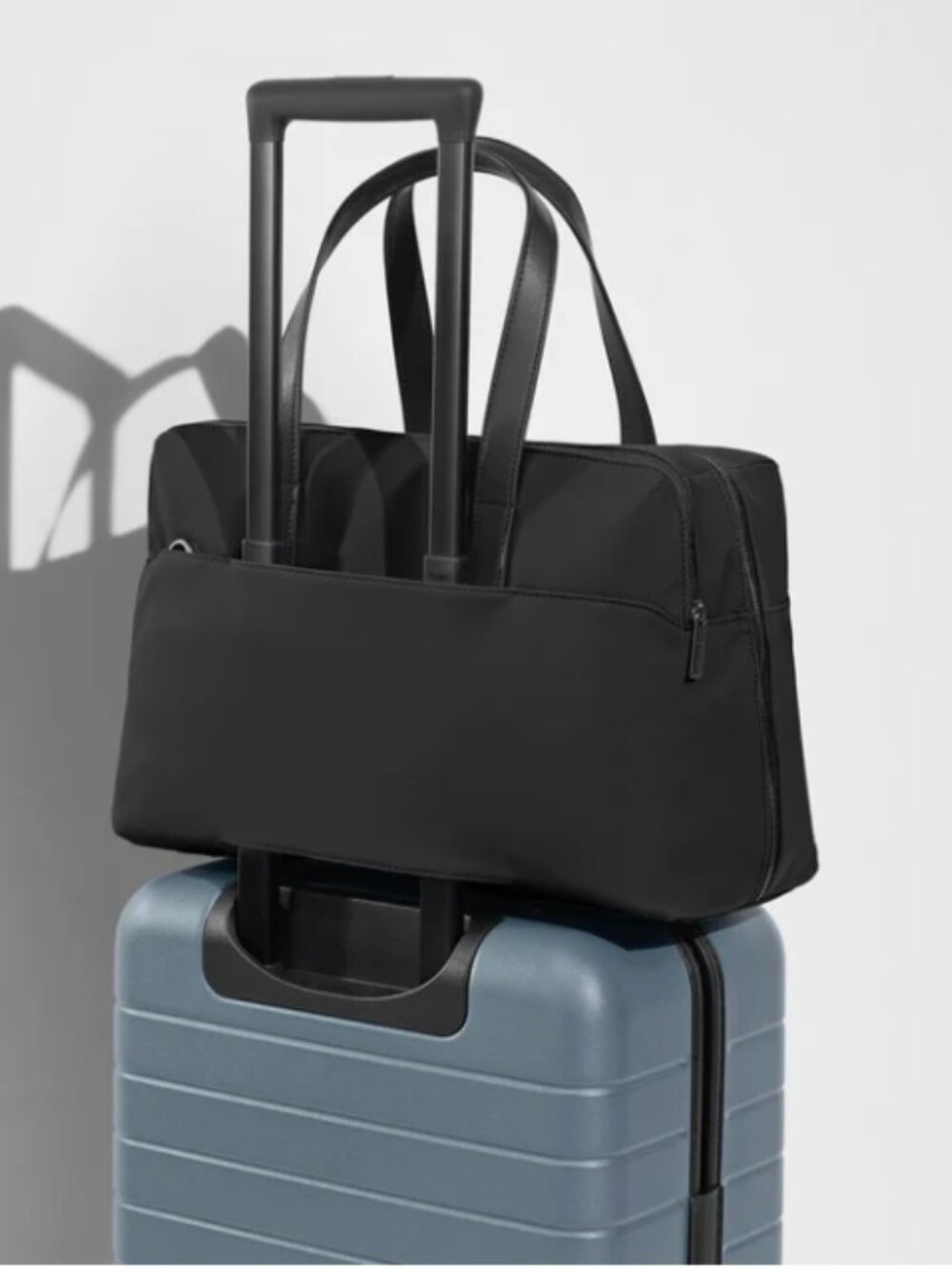 The Everywhere Bag in Jet Black - Picture 8 of 9